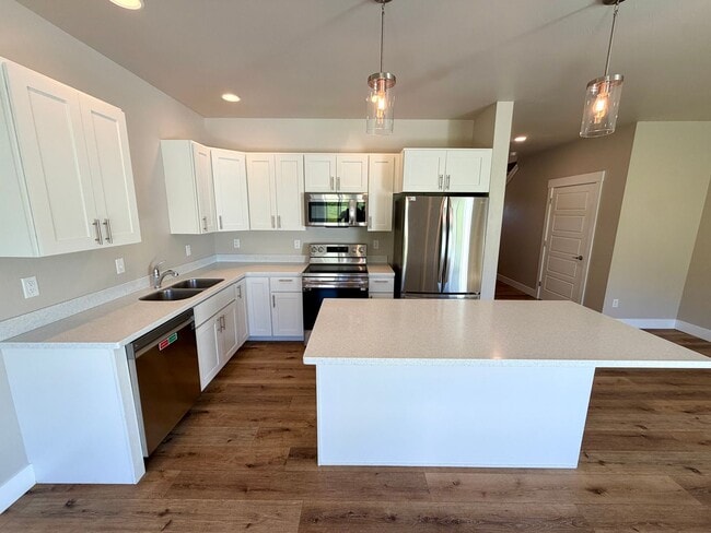 Building Photo - 3267 Cabernet Dr