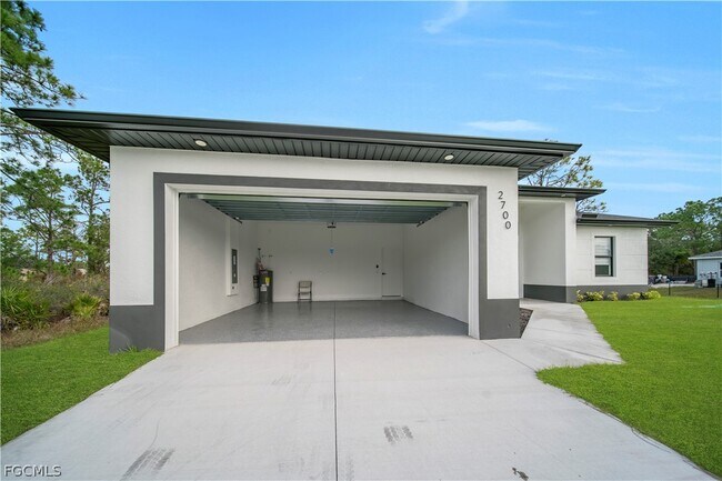 Building Photo - 2700 42nd St W