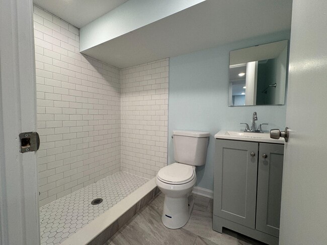 Building Photo - 9405 Rhode Island Ave