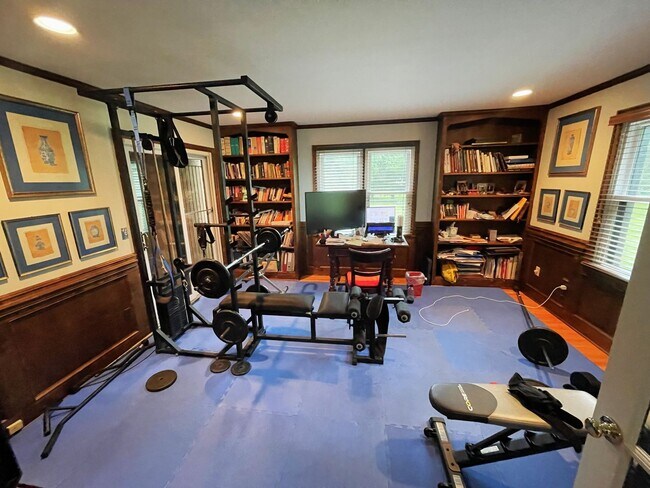 Building Photo - 13209 Lantern Hollow Dr