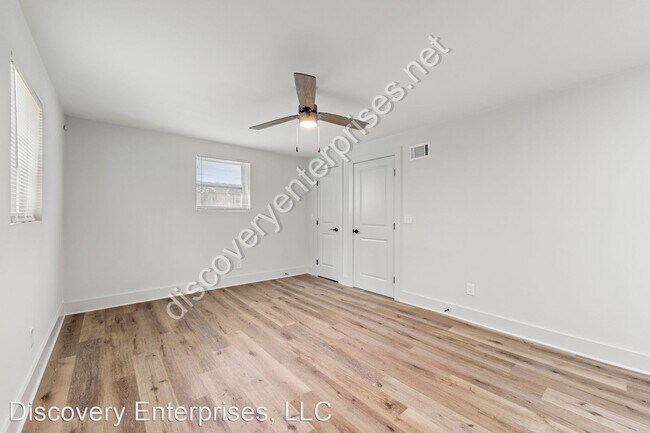 Building Photo - 4 br, 2.5 bath House - 9149 Homewood Dr.