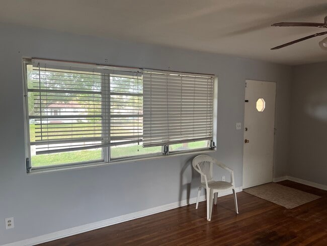 Building Photo - 2326 Cres Ridge Rd