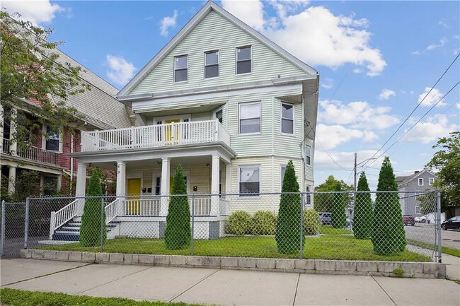 Building Photo - 31 Lenox Ave