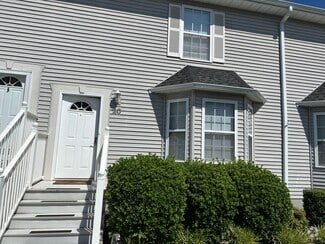 Building Photo - 2 Bedroom/ 2.5 Bath ? Jonesborough, TN 37659
