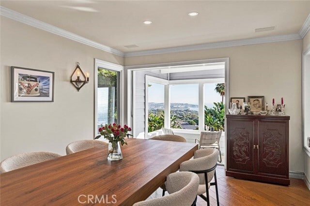 Building Photo - 21 No Vista De La Luna