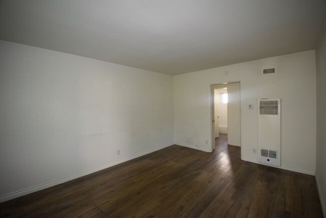 Building Photo - 11054 Otsego St