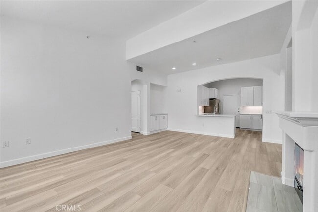 Building Photo - 6 Celano Ct