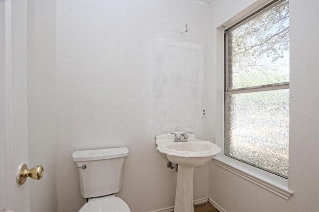 Building Photo - 2509 Patsy Pkwy