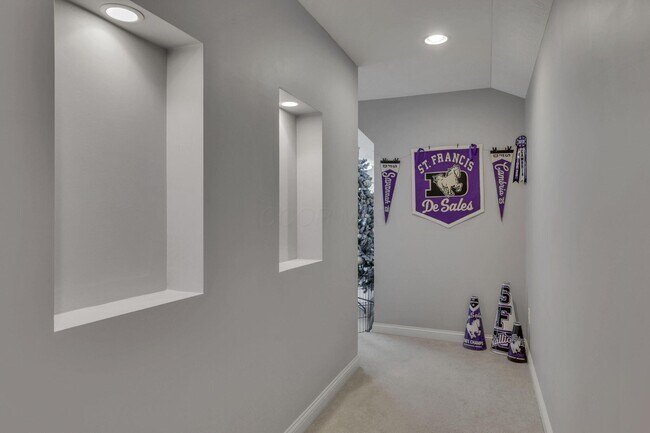 Building Photo - 7097 Pleasant Colony Cir