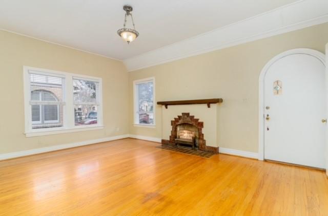 Building Photo - 819 Clermont Ave