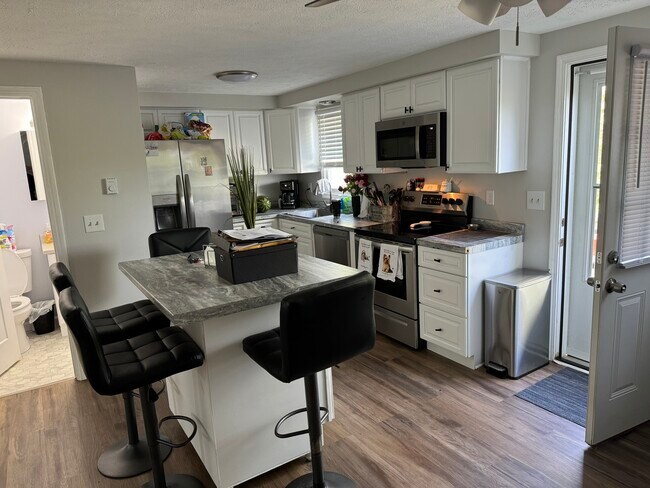 Kitchen - 35 Genessee St