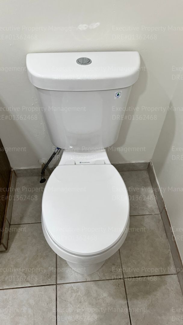 Building Photo - Remodeled 3 bedroom/ 2 bathroom home