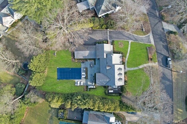 Building Photo - 19 Overlook Rd