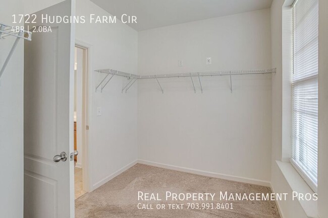 Building Photo - 1722 Hudgins Farm Cir