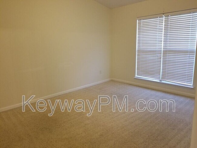 Building Photo - 316 Caldwell Cir
