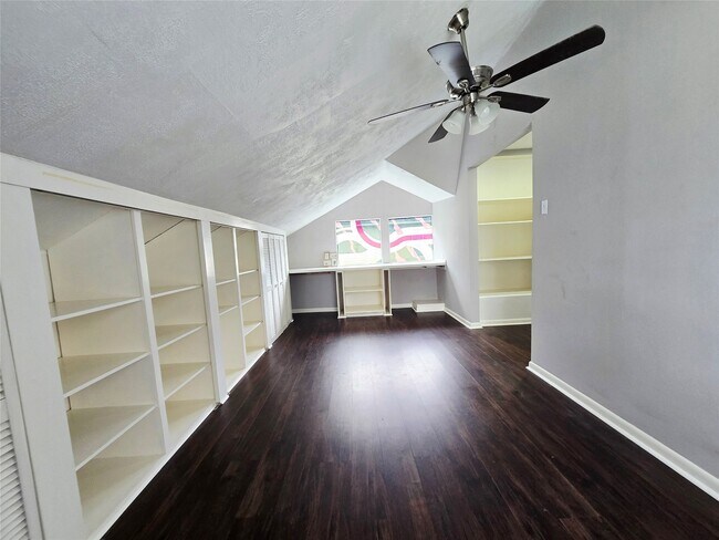 Building Photo - 3623 Shipman Ln