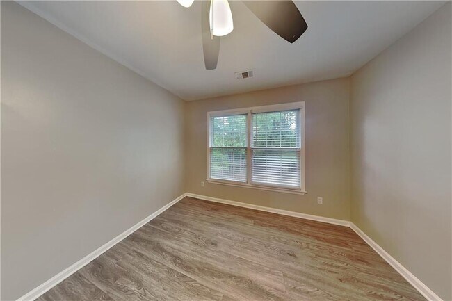 Building Photo - 5404 Oxford Chase Way