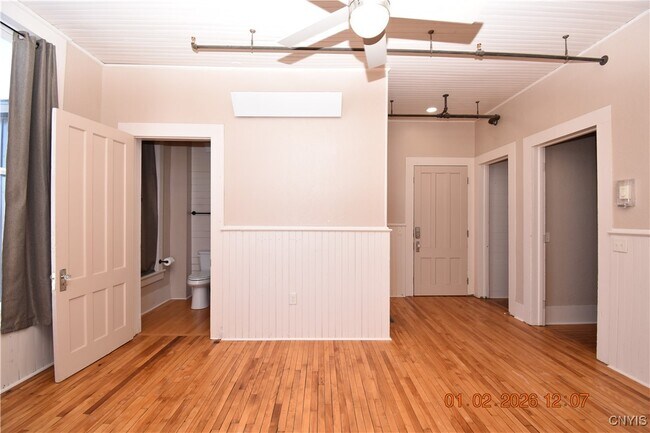 Building Photo - 170 Court St