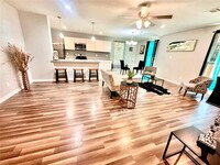 Building Photo - 11853 Doty Dr