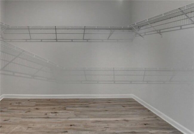 Building Photo - 2017 Yvette Wy