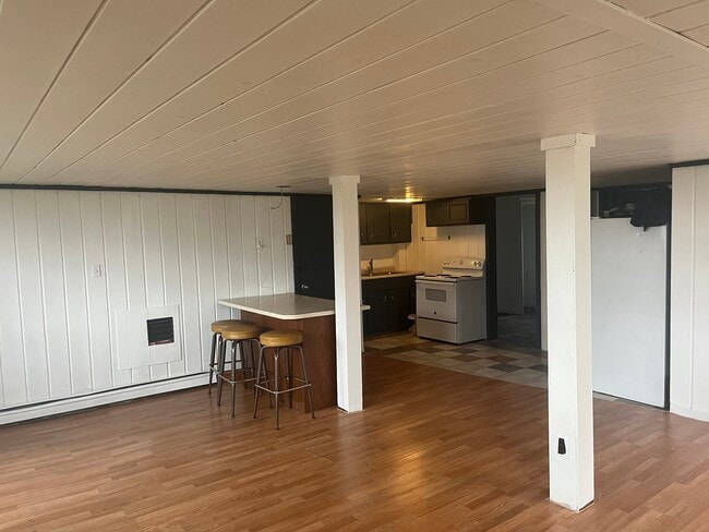 Building Photo - 2806 Madonna Dr