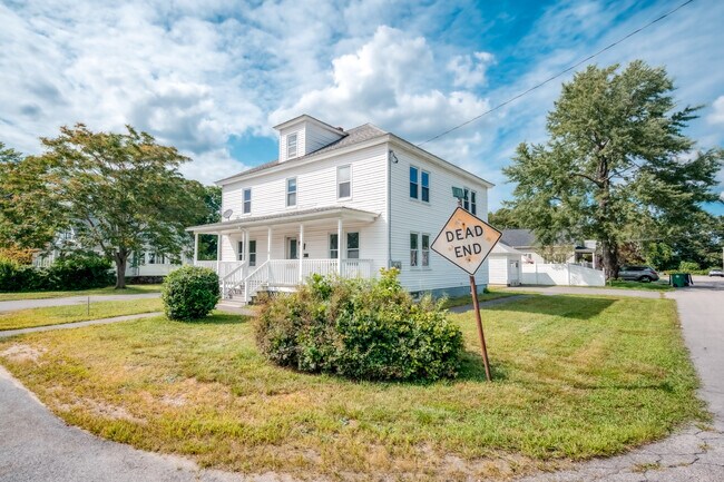 Building Photo - 41 Fairmount St