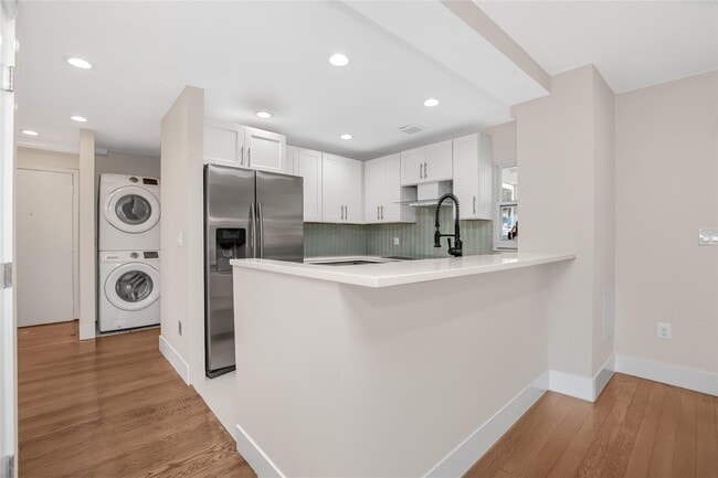 Building Photo - 38 Marjorie Dr