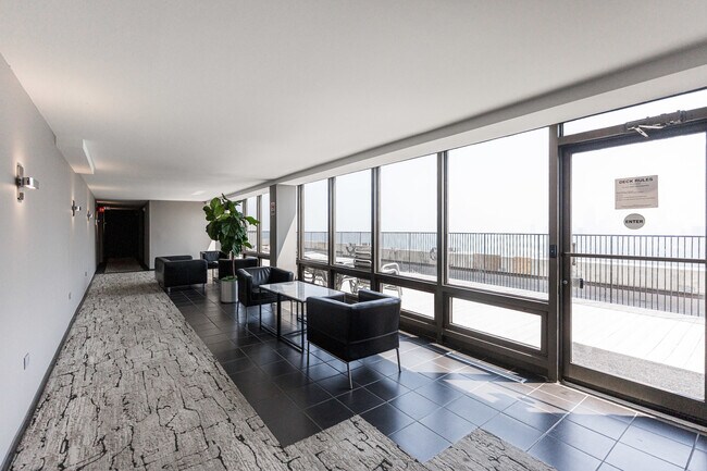 Building Photo - 2800 N Lake Shore Dr