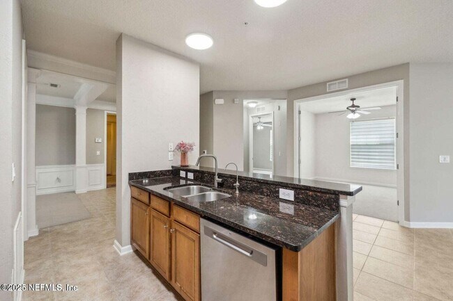 Building Photo - 9831 9831-1 Del Webb Parkway Ap