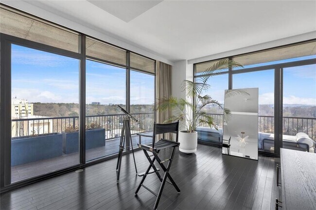 Building Photo - 2233 Peachtree Rd NE