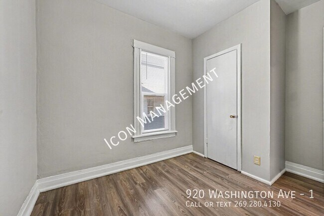 Building Photo - 920 Washington Ave