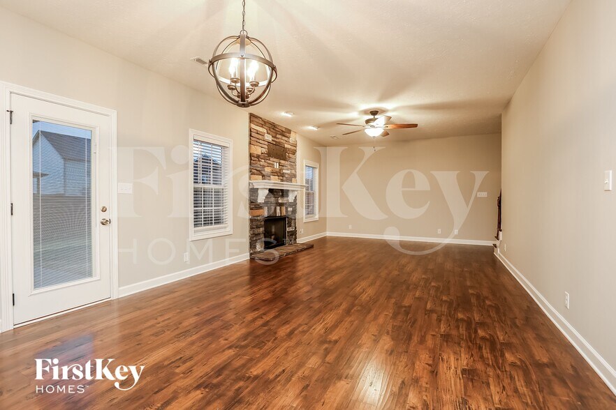 Building Photo - 1034 Christian James Ct