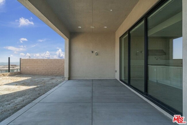 Building Photo - 11758 Hillsborough Ln