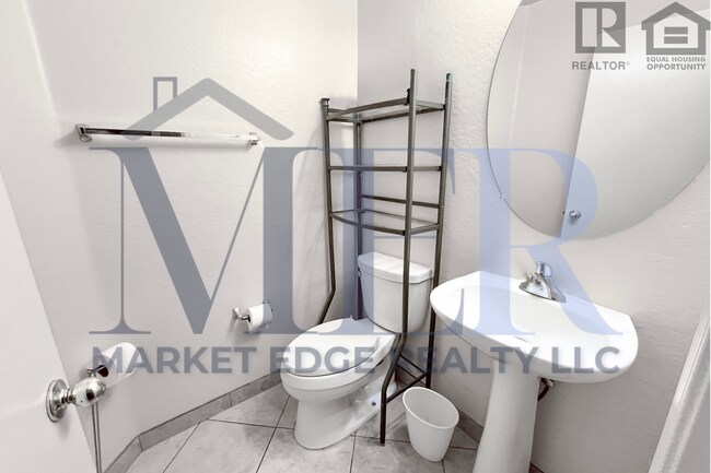 Building Photo - 3Bed/2.5Bath Home at McDowell Rd/107th Ave! Move-In Ready on 06/04/2026!