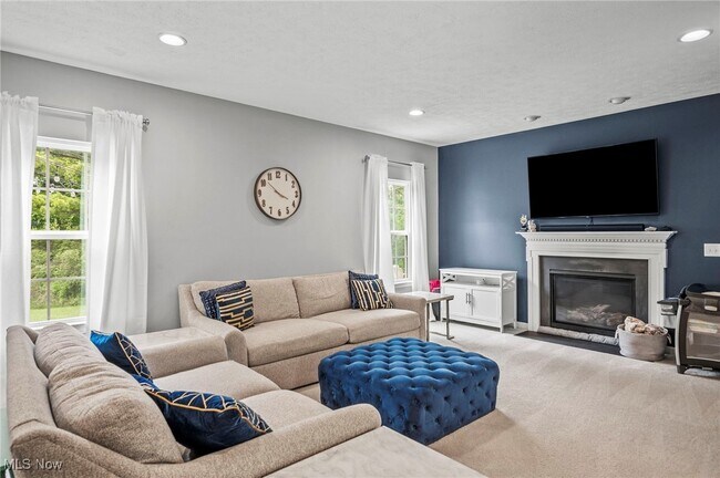 Building Photo - 3071 Liberty Ledges Dr