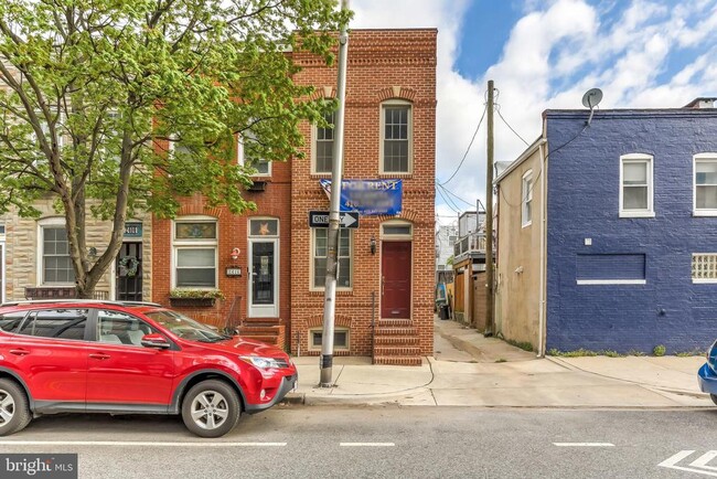 Building Photo - 2418 Hudson St