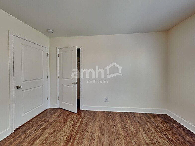 Building Photo - 4316 Spregan Way