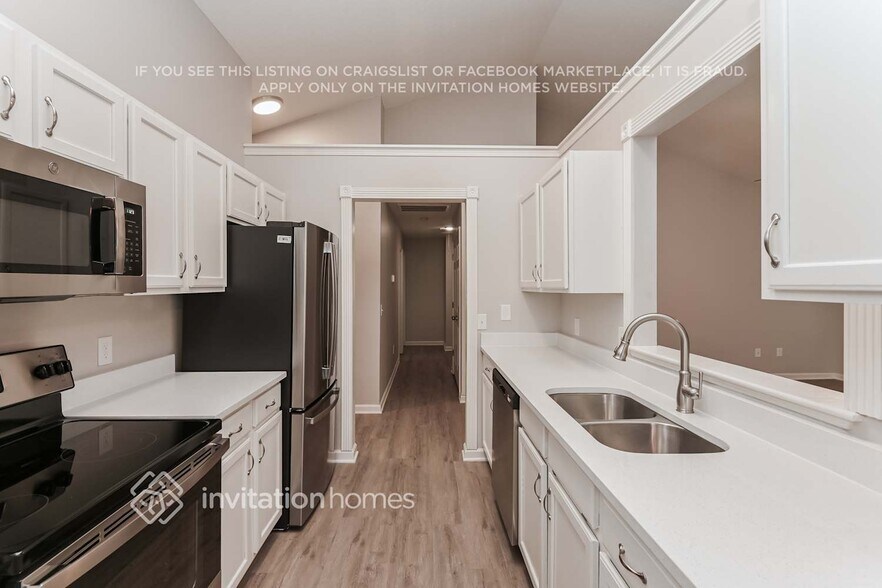 Building Photo - 2889 Shadow Brook Ct NW