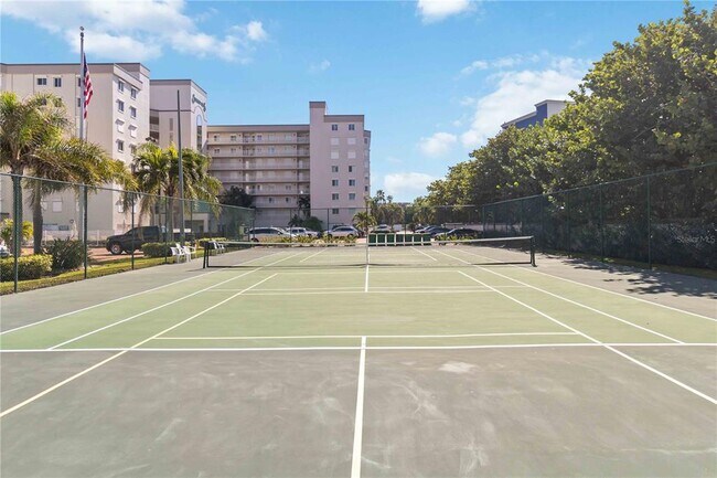 Building Photo - 3400 Ocean Beach Blvd