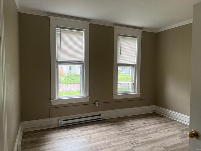 Building Photo - 1428 Swinney Ave