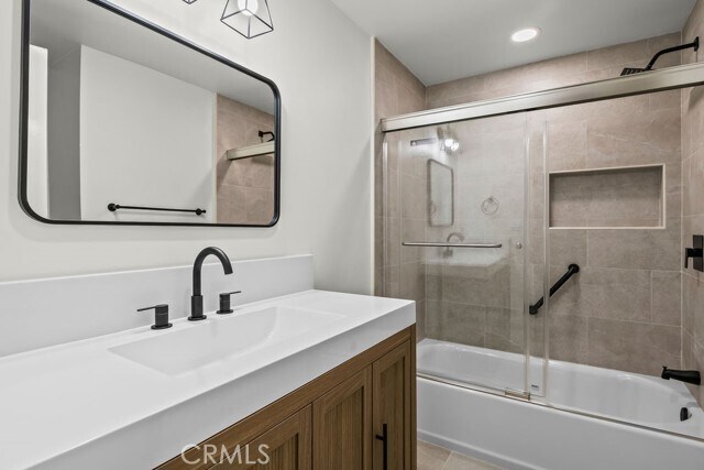 Building Photo - 5952 Par Cir