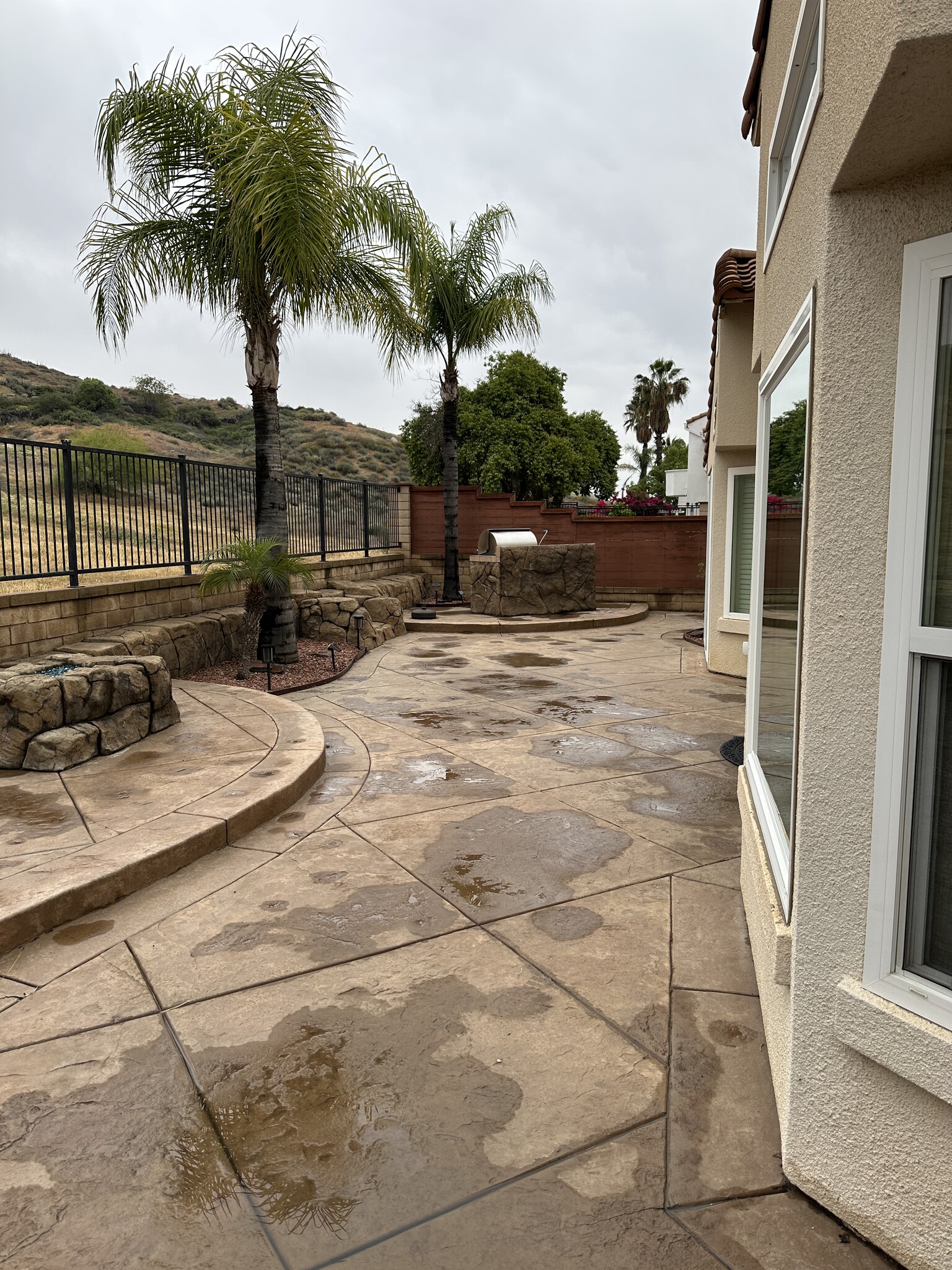 Building Photo - 15400 Zaharias St