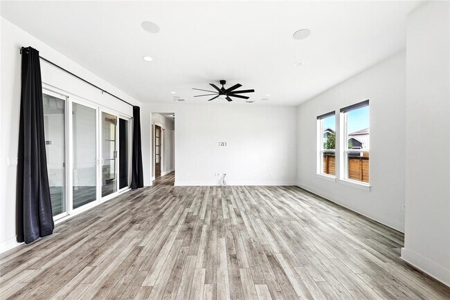 Building Photo - 7801 Donnelley Dr