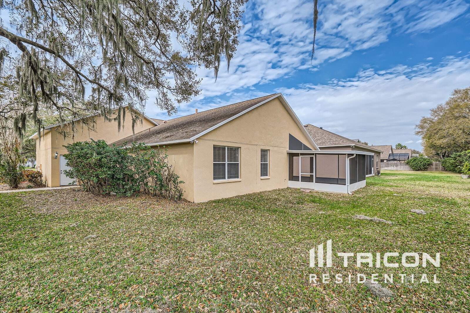 Building Photo - 2964 Hickory Grove Dr