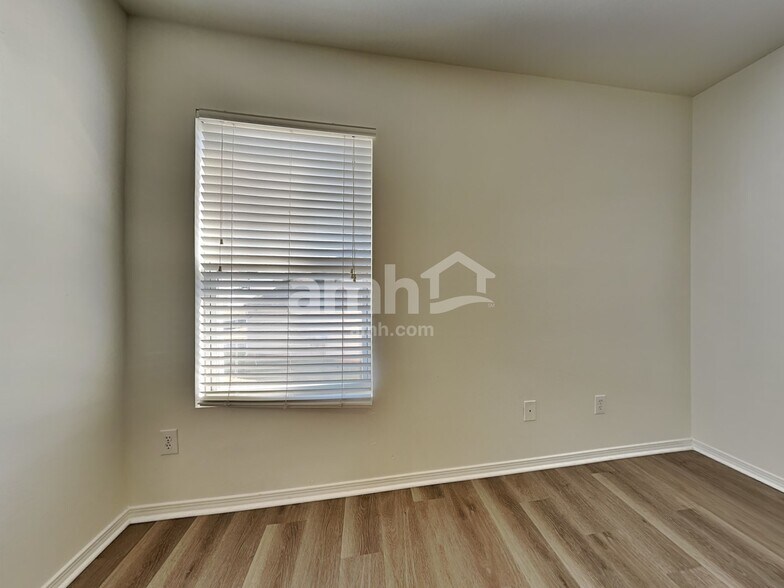 Building Photo - 8834 Kirkville Ln