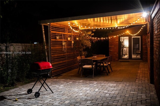 Building Photo - 2040 NE 173rd St