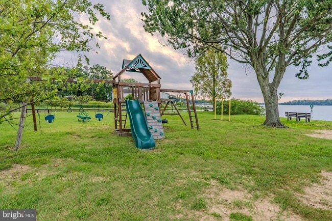 Building Photo - 1412 Peace Dr