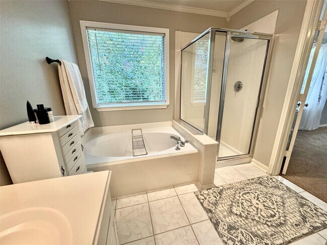 Building Photo - 195 Blushwood Pl