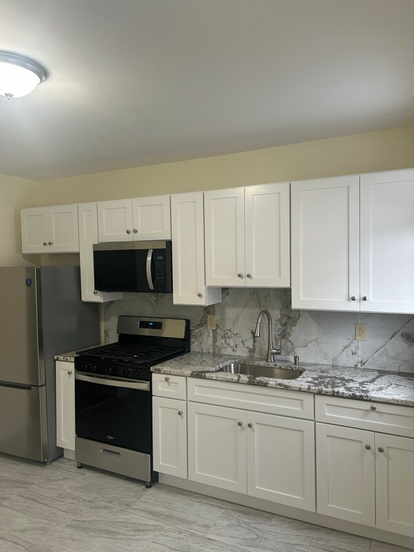 Primary Photo - 1204 67th St