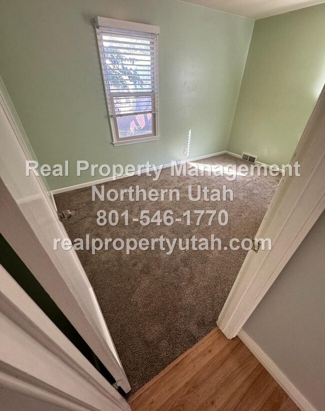 Building Photo - 3 Bedroom 2 Bath Ogden Home Now Available!